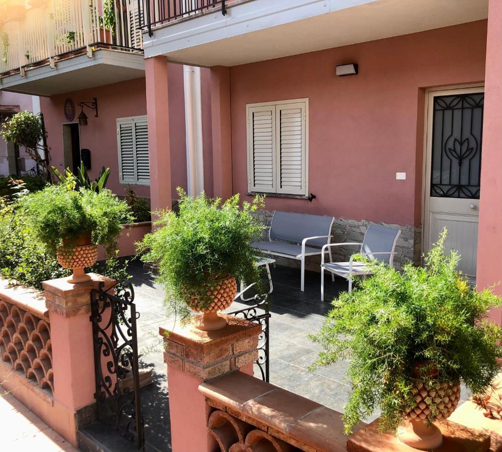 La Ginestra Hotel Giardini Naxos Exterior photo